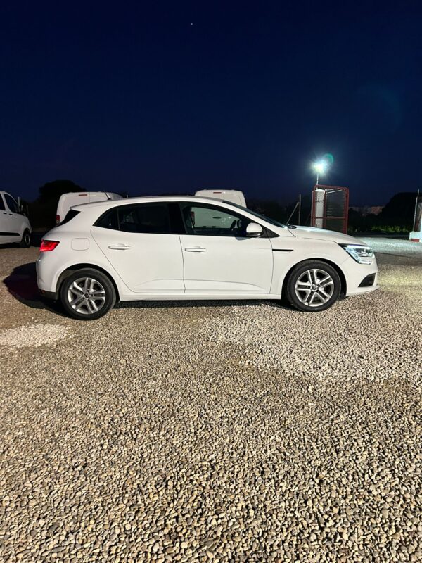 RENAULT MEGANE - Imagen 5