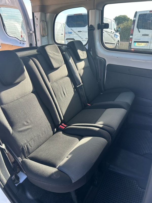 RENAULT KANGOO - Imagen 9