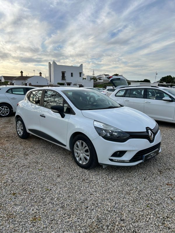 RENAULT CLIO - Imagen 2