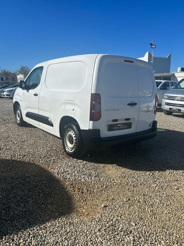 PEUGEOT PARTNER - Imagen 4