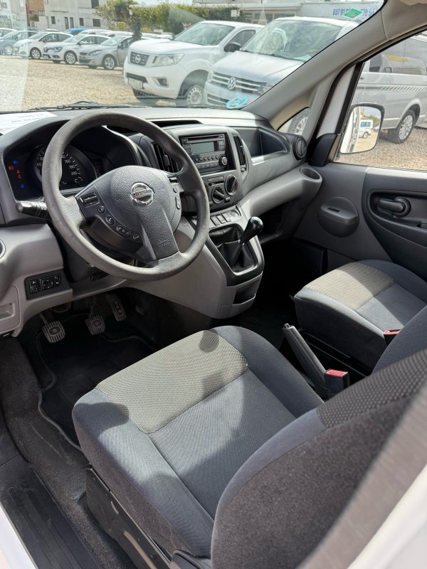 NISSAN NV 200 - Imagen 8