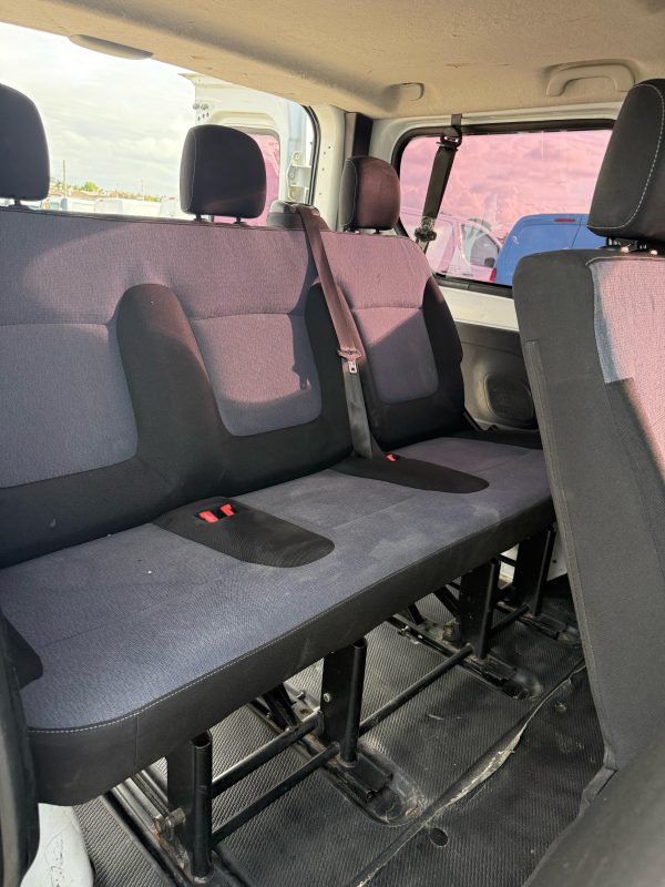 OPEL VIVARO 9 PLAZAS - Imagen 10