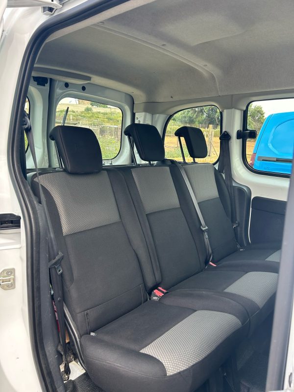 RENAULT KANGOO - Imagen 9