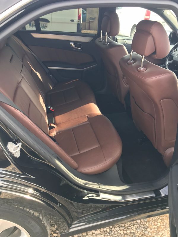 MERCEDES E220 - Imagen 12