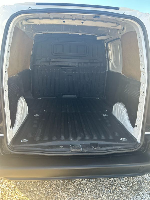 PEUGEOT PARTNER - Imagen 9