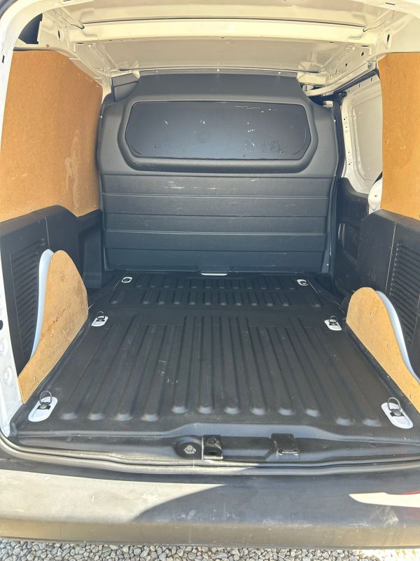 PEUGEOT PARTNER - Imagen 11