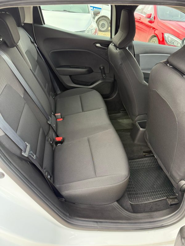 RENAULT CLIO - Imagen 9