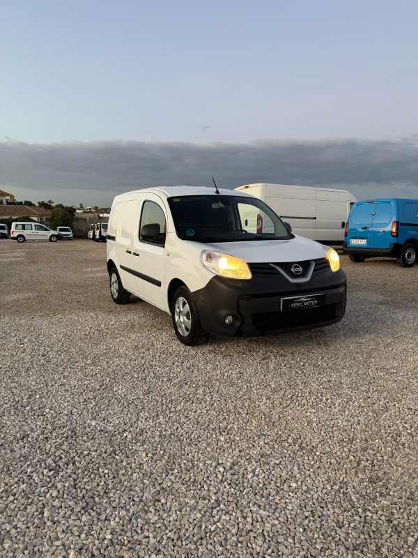 NISSAN NV 250 - Imagen 2