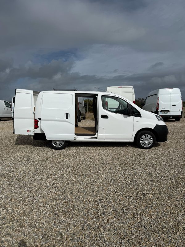 NISSAN NV 200 - Imagen 7