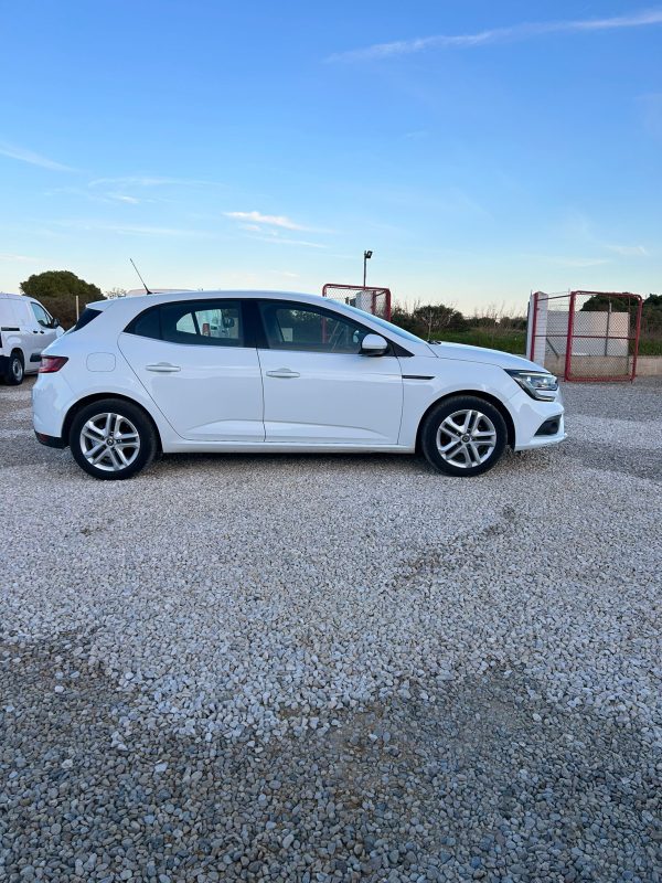 RENAULT MEGAN - Imagen 6