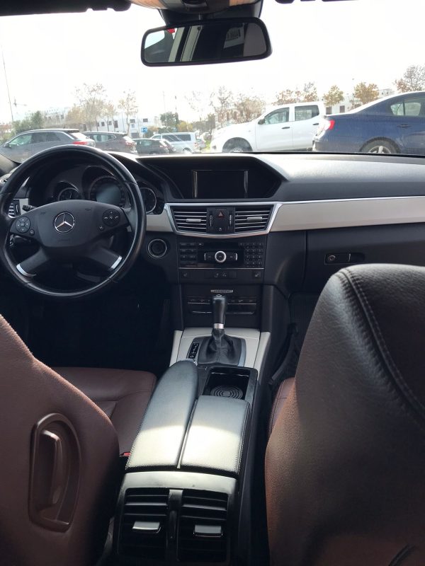 MERCEDES E220 - Imagen 7
