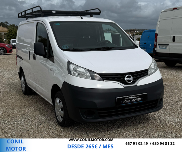 NISSAN NV 200