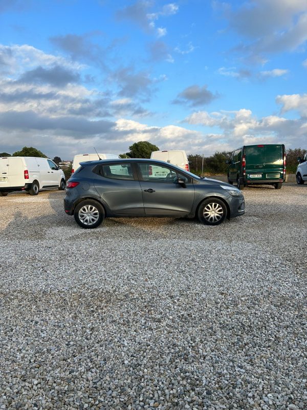 RENAULT CLIO - Imagen 6