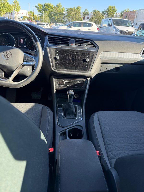 VOLKSWAGEN TIGUAN - Imagen 8