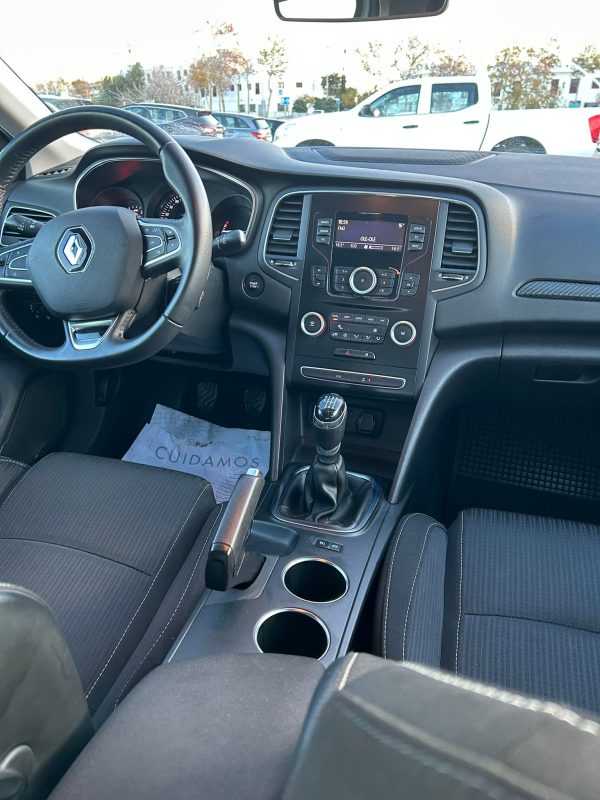 RENAULT MEGAN - Imagen 7