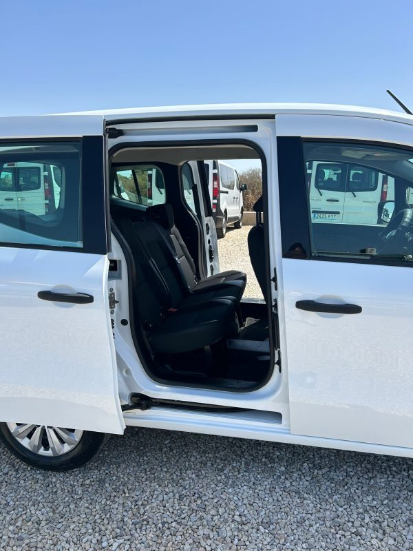 RENAULT KANGOO - Imagen 11