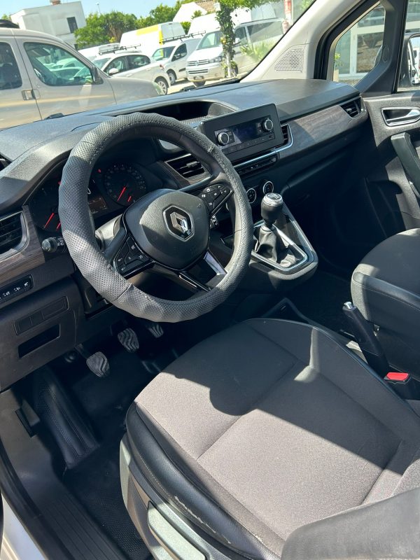 RENAULT KANGOO - Imagen 7