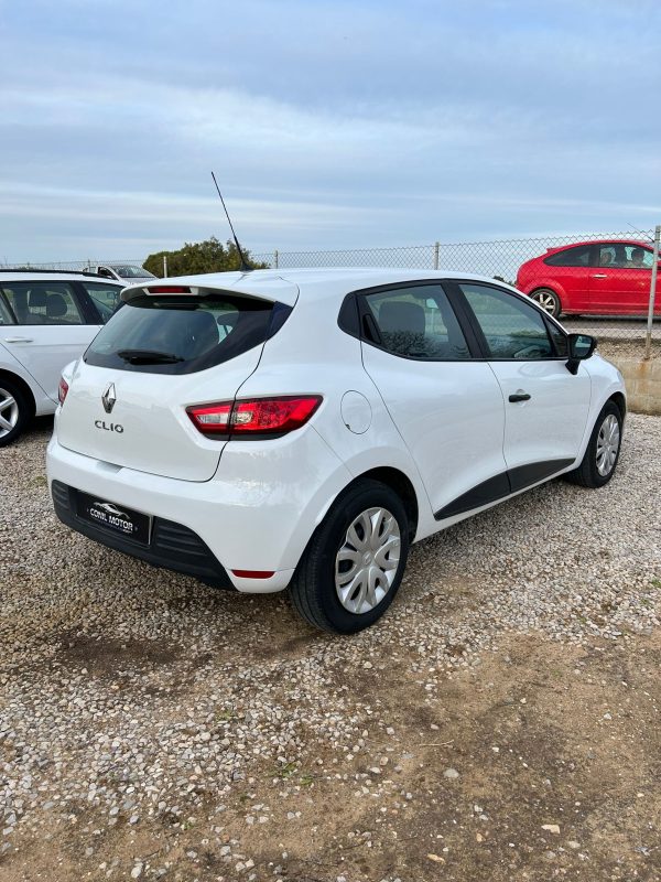 RENAULT CLIO - Imagen 4