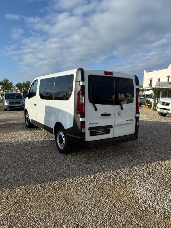 OPEL VIVARO 9 PLAZAS - Imagen 4