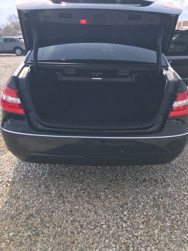 MERCEDES E220 - Imagen 13
