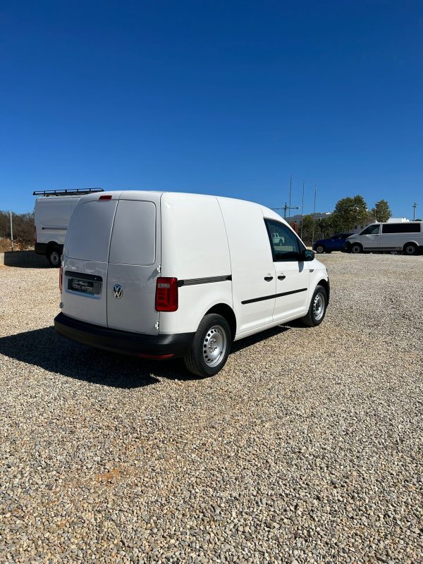VOLKSWAGEN CADDY - Imagen 5