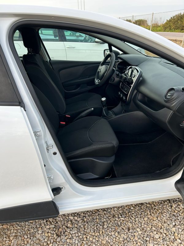 RENAULT CLIO - Imagen 8