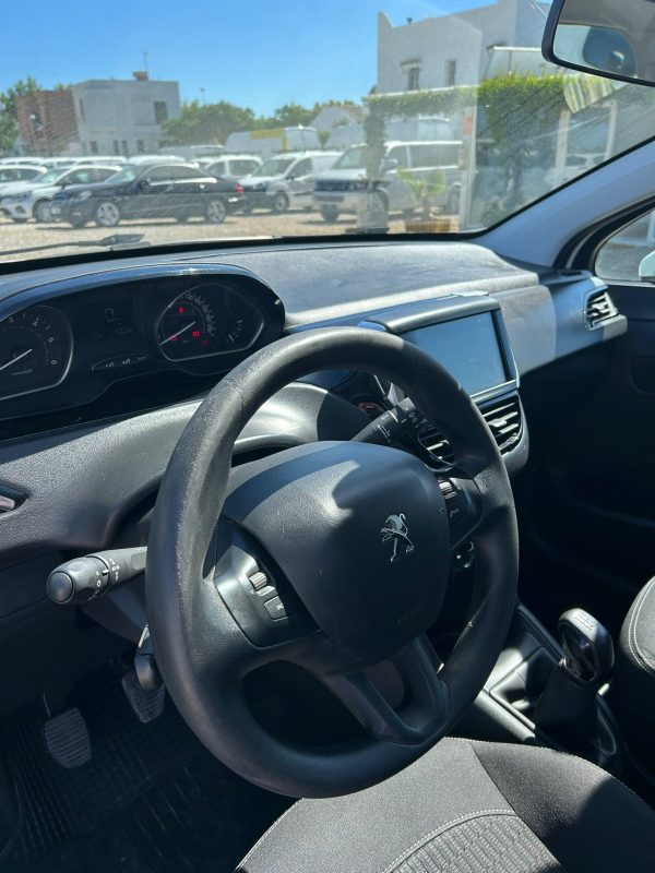 PEUGEOT 208 - Imagen 7