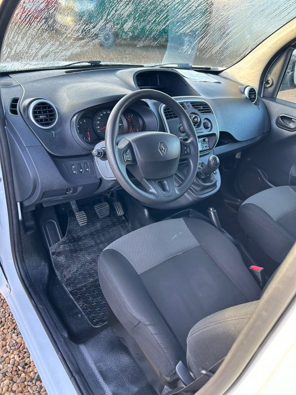 RENAULT KANGOO - Imagen 7