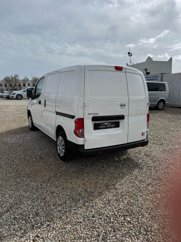 NISSAN NV 200 - Imagen 4