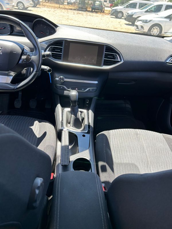 PEUGEOT 308 - Imagen 7