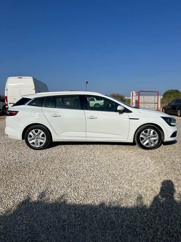 RENAULT MEGANE - Imagen 4