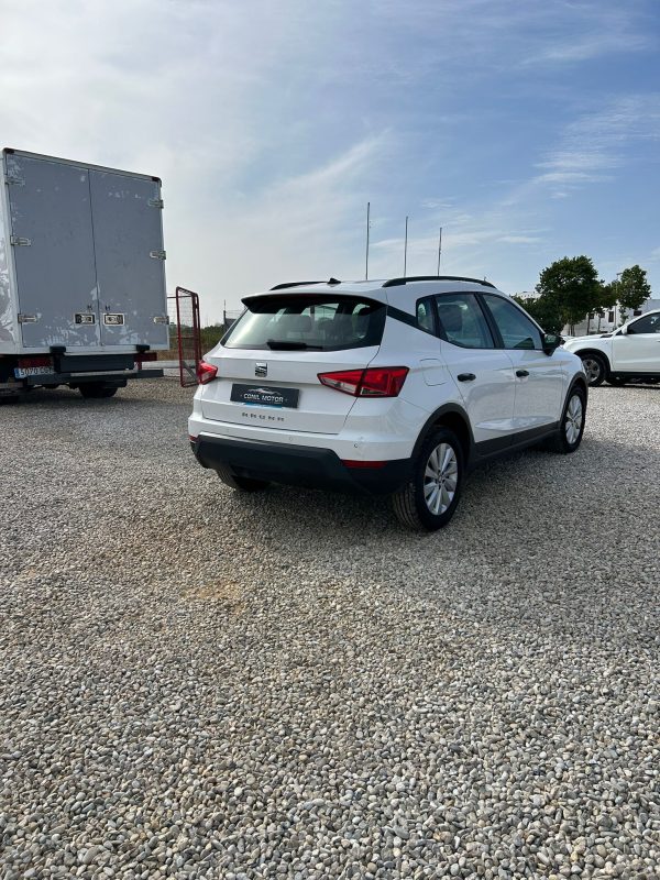 SEAT ARONA - Imagen 5