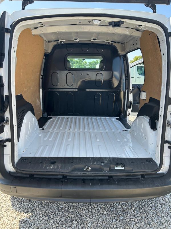 RENAULT KANGOO - Imagen 11