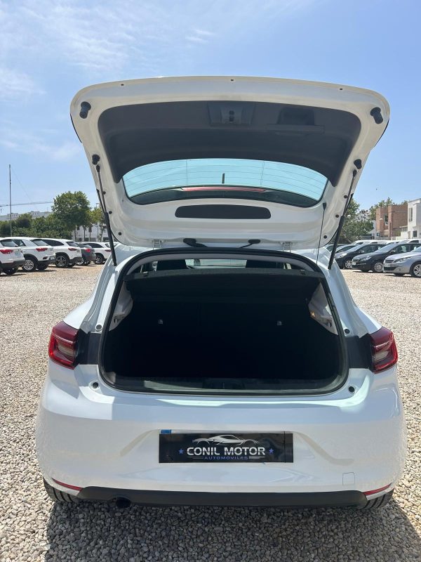 RENAULT CLIO - Imagen 11