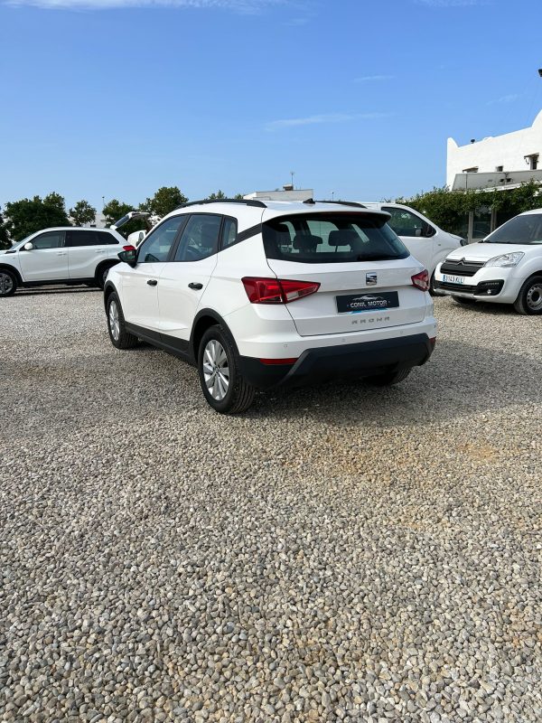 SEAT ARONA - Imagen 4