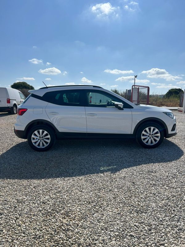 SEAT ARONA - Imagen 6