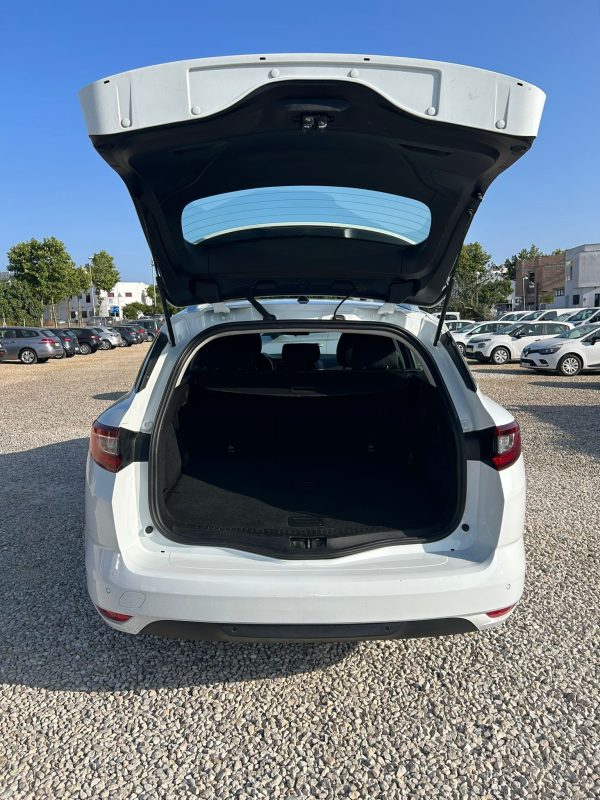 RENAULT MEGANE - Imagen 11