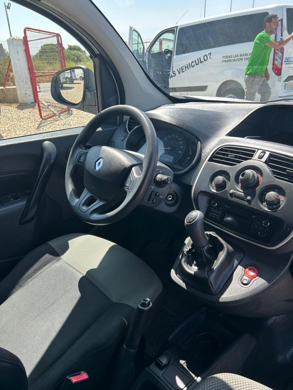 RENAULT KANGOO - Imagen 8