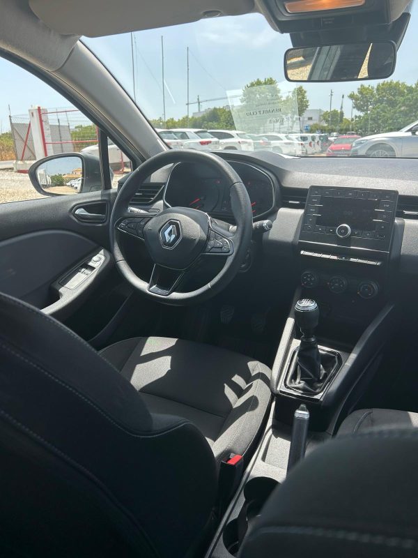 RENAULT CLIO - Imagen 8