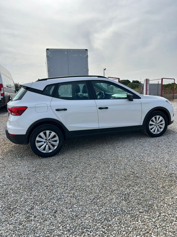 SEAT ARONA - Imagen 6