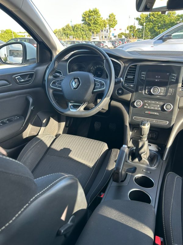 RENAULT MEGANE - Imagen 7
