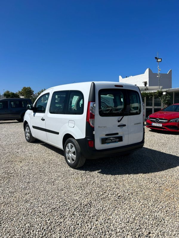 RENAULT KANGOO - Imagen 5