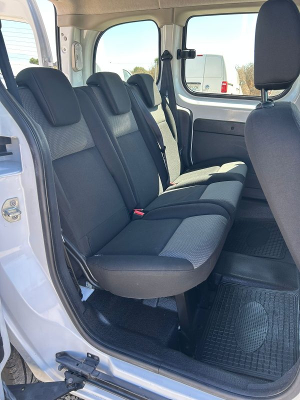 RENAULT KANGOO - Imagen 10