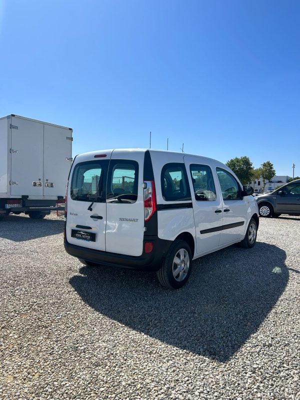 RENAULT KANGOO - Imagen 4