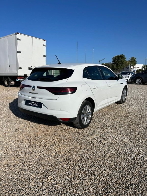 RENAULT MEGANE - Imagen 5