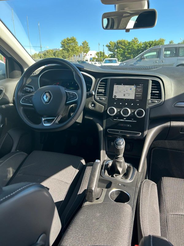 RENAULT MEGANE - Imagen 7