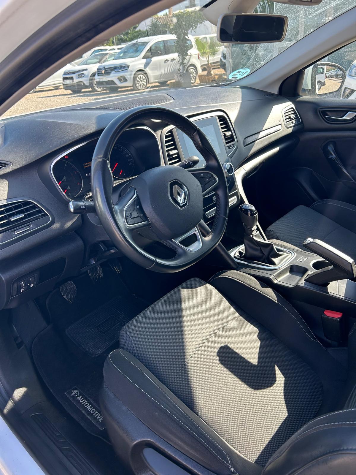 RENAULT MEGANE - Imagen 8