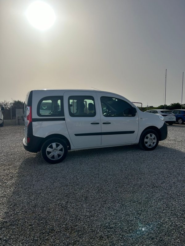 RENAULT KANGOO - Imagen 6