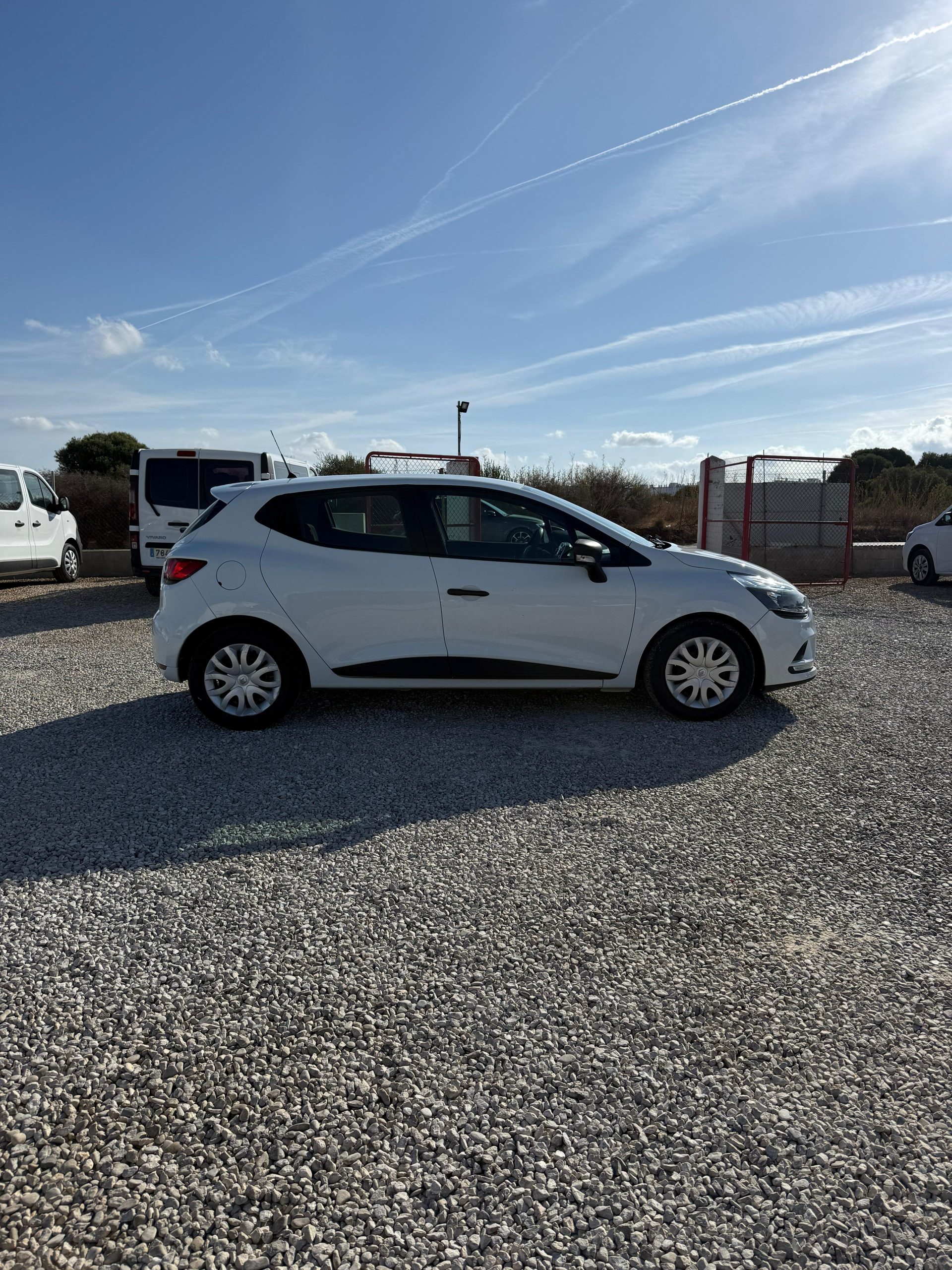 RENAULT CLIO - Imagen 6