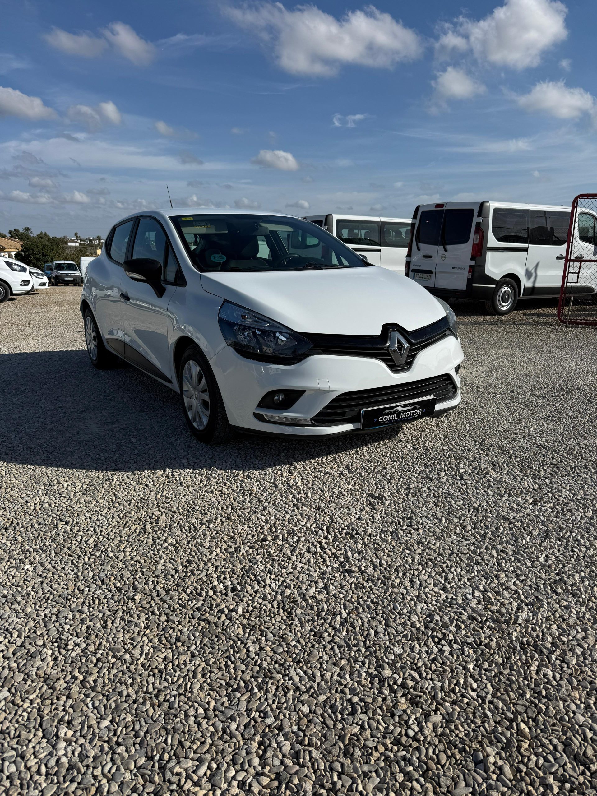 RENAULT CLIO - Imagen 2